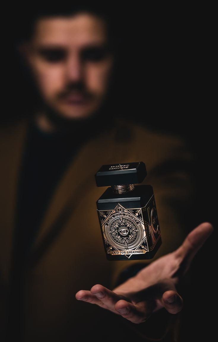 Onyx Homme perfume bottle